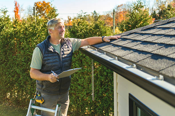 Professional Roofing technician working in Albany, LA